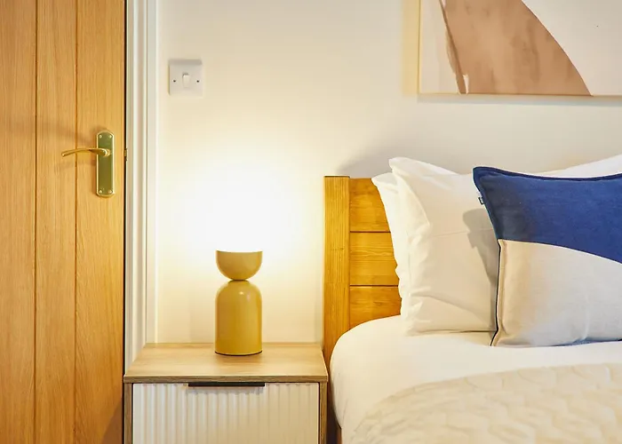 Host & - Flat 2 At Temperance House *